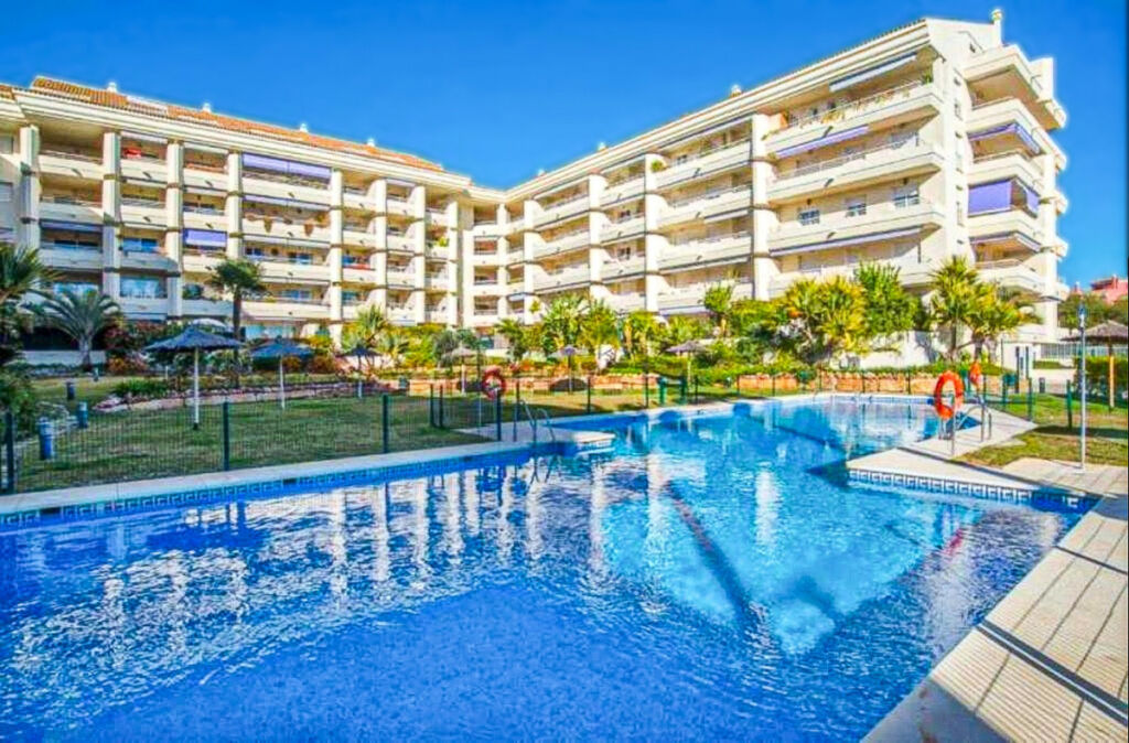 Middle Floor Apartment Marbella Málaga - image 15