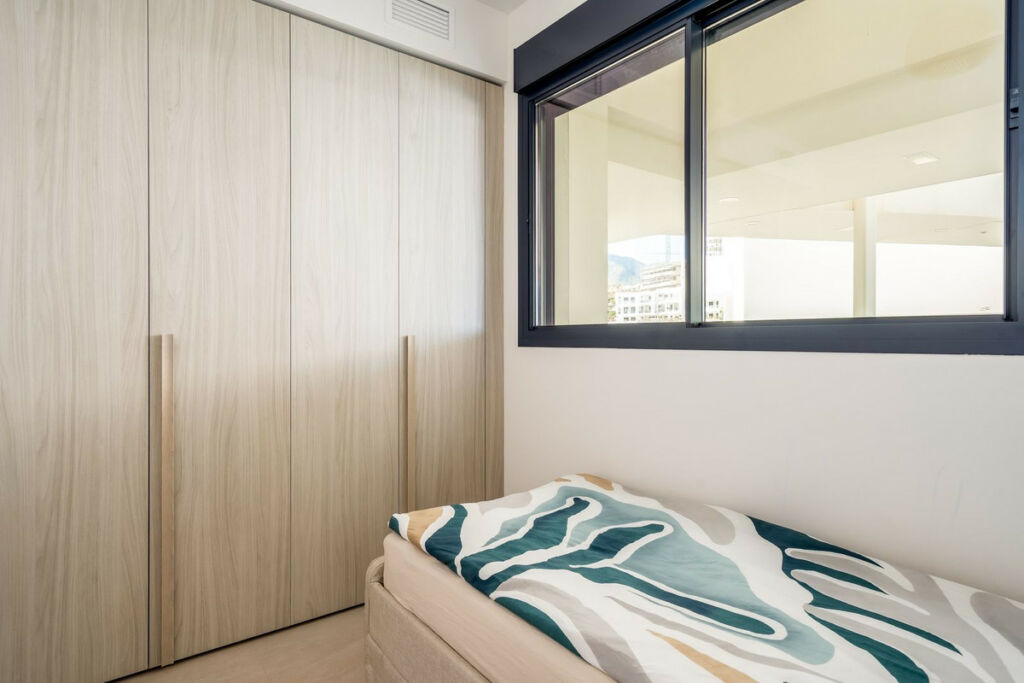 Middle Floor Apartment Fuengirola Málaga - image 15