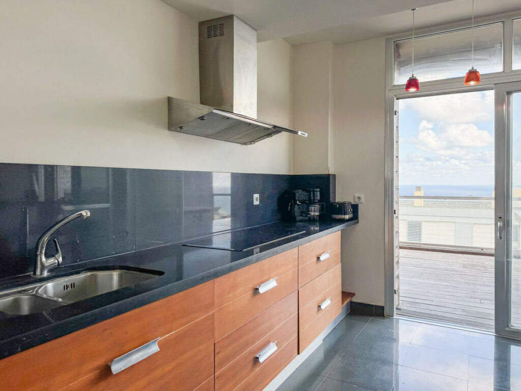Penthouse Manilva Málaga - image 15