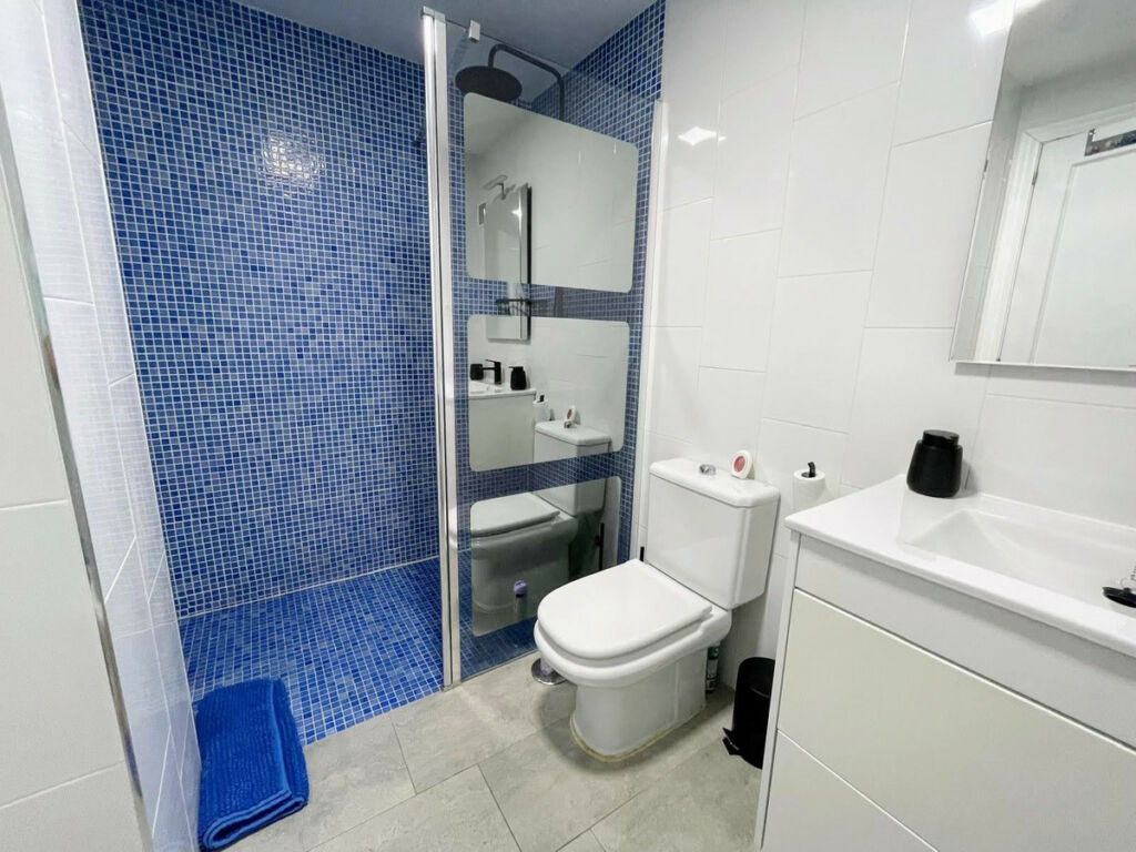 Middle Floor Apartment El Campello Alicante - image 15