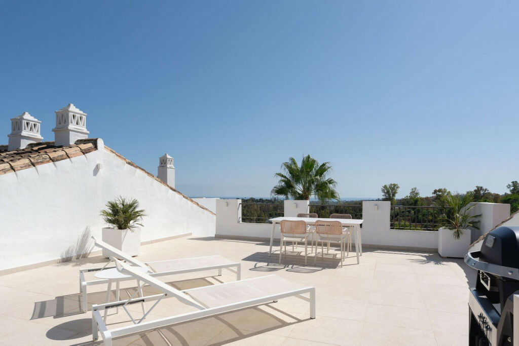 Penthouse Los Arqueros Málaga - image 15