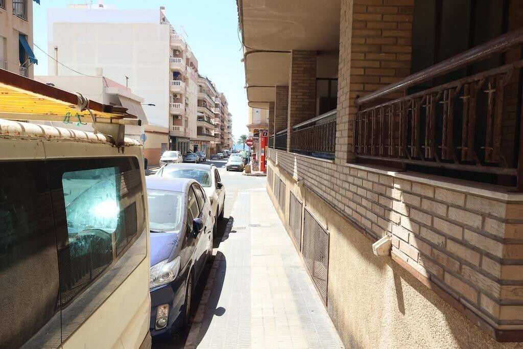 Ground Floor Apartment Playa Del Cura Alicante - image 15