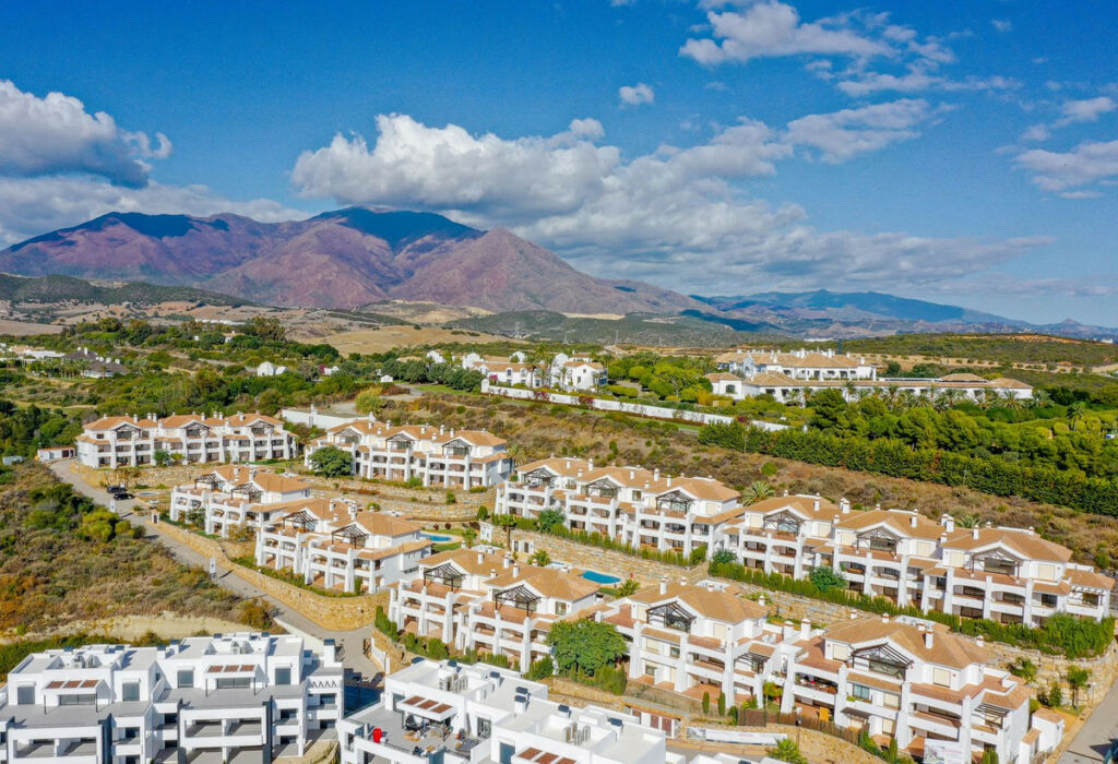Middle Floor Apartment Casares Playa Málaga - image 15