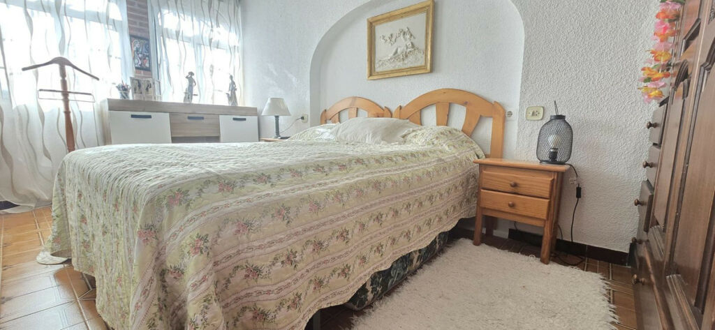 Semi-Detached House Torrevieja Alicante - image 15
