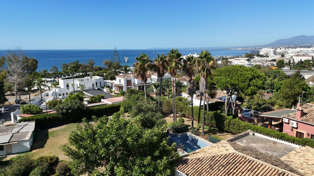 Detached Villa Marbella Málaga - image 15