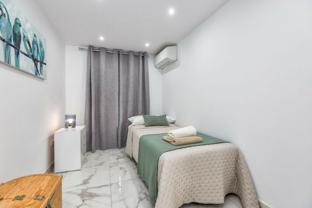 Middle Floor Apartment Nueva Andalucía Málaga - image 18