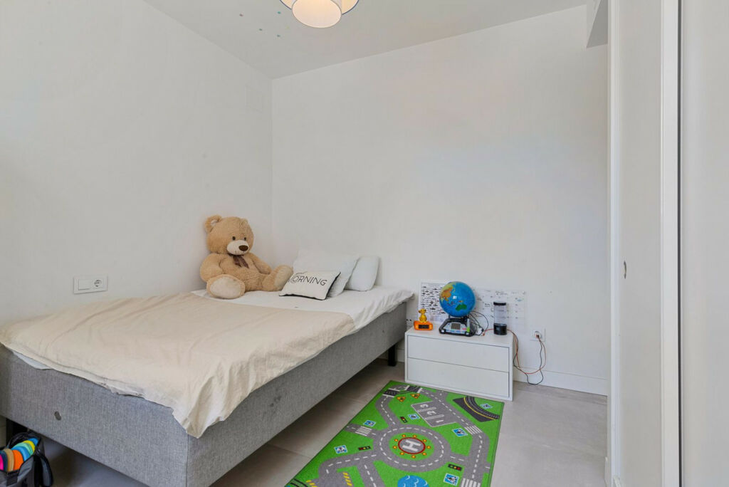 Middle Floor Apartment Fuengirola Málaga - image 16