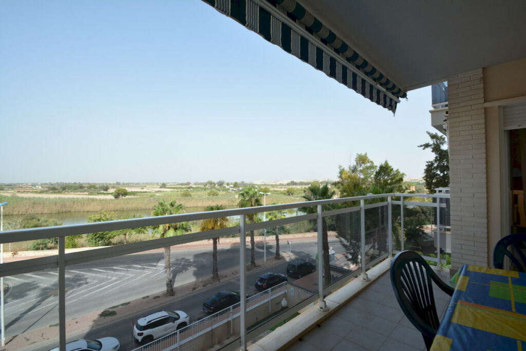 Middle Floor Apartment Guardamar del Segura Alicante - image 16