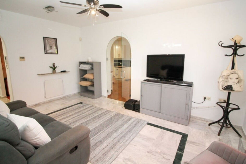 Ground Floor Apartment Miraflores Málaga - image 16