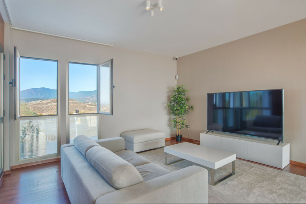 Semi-Detached House Benahavís Málaga - image 16