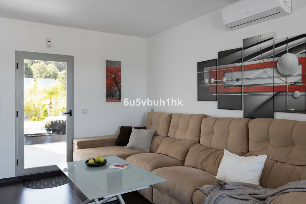 Detached Villa Alhaurín de la Torre Málaga - image 16