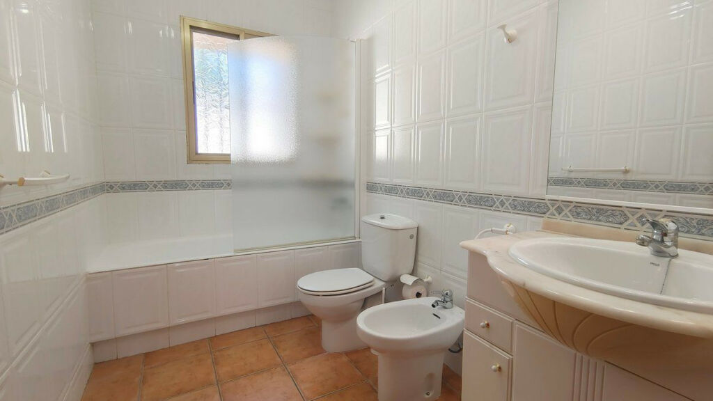 Detached Villa Calpe Alicante - image 16
