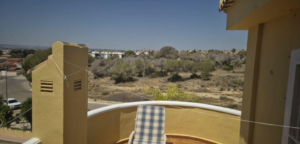 Detached Villa Ciudad Quesada Alicante - image 16