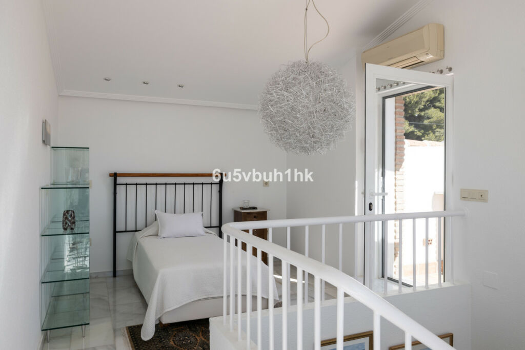 Detached Villa Mijas Málaga - image 16