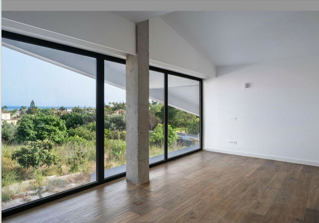 Detached Villa Bel Air Málaga - image 16