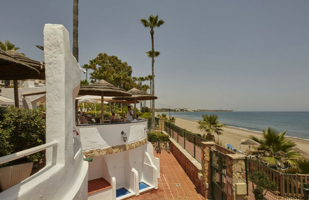 Middle Floor Apartment Estepona Málaga - image 16
