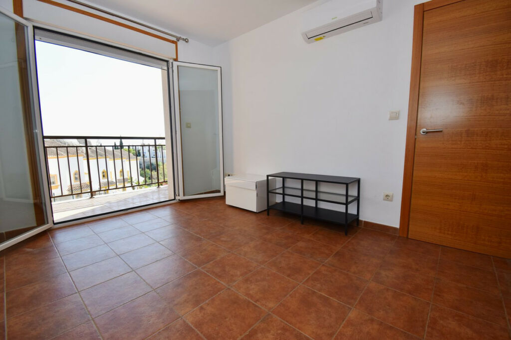 Townhouse Fuengirola Málaga - image 16
