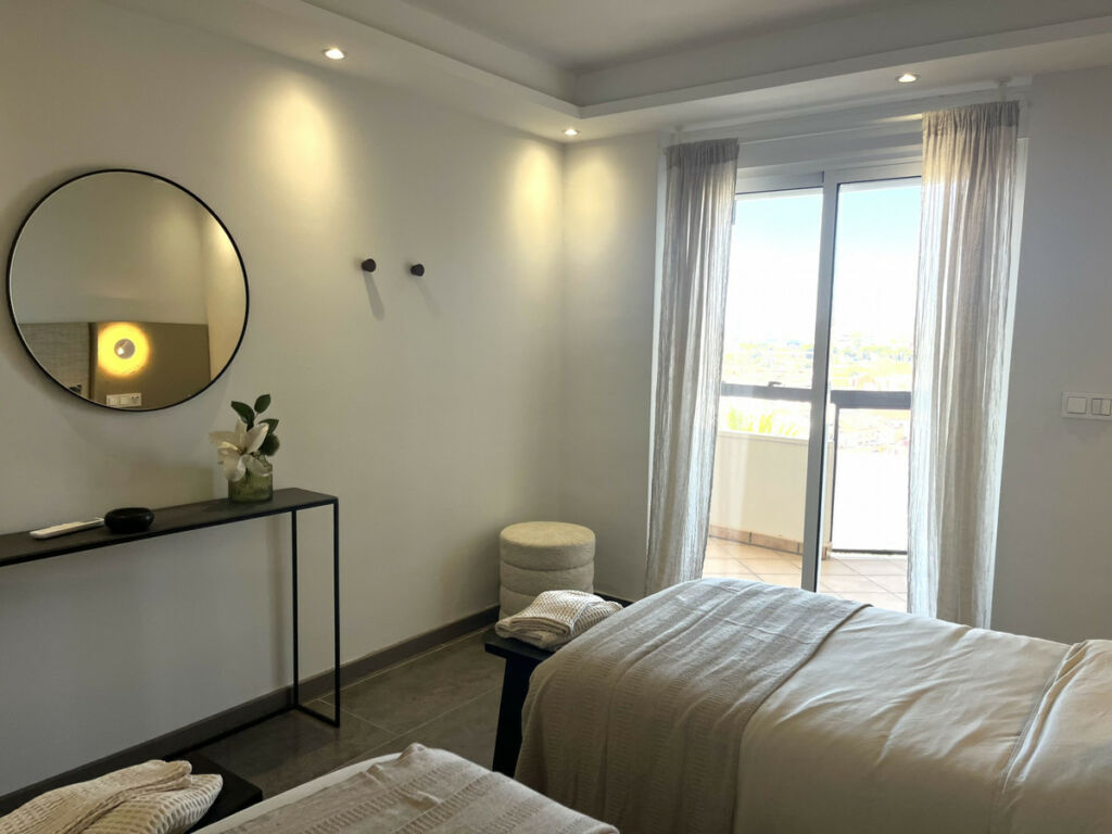 Middle Floor Apartment Torreblanca Málaga - image 16