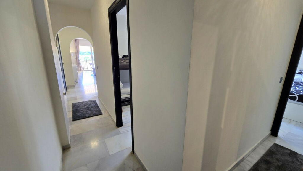Ground Floor Apartment Calahonda Málaga - image 16