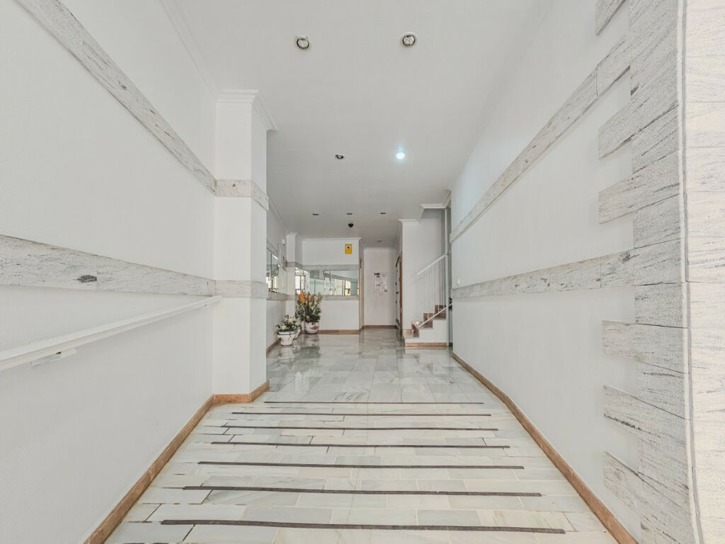 Middle Floor Apartment Playa Del Cura Alicante - image 16