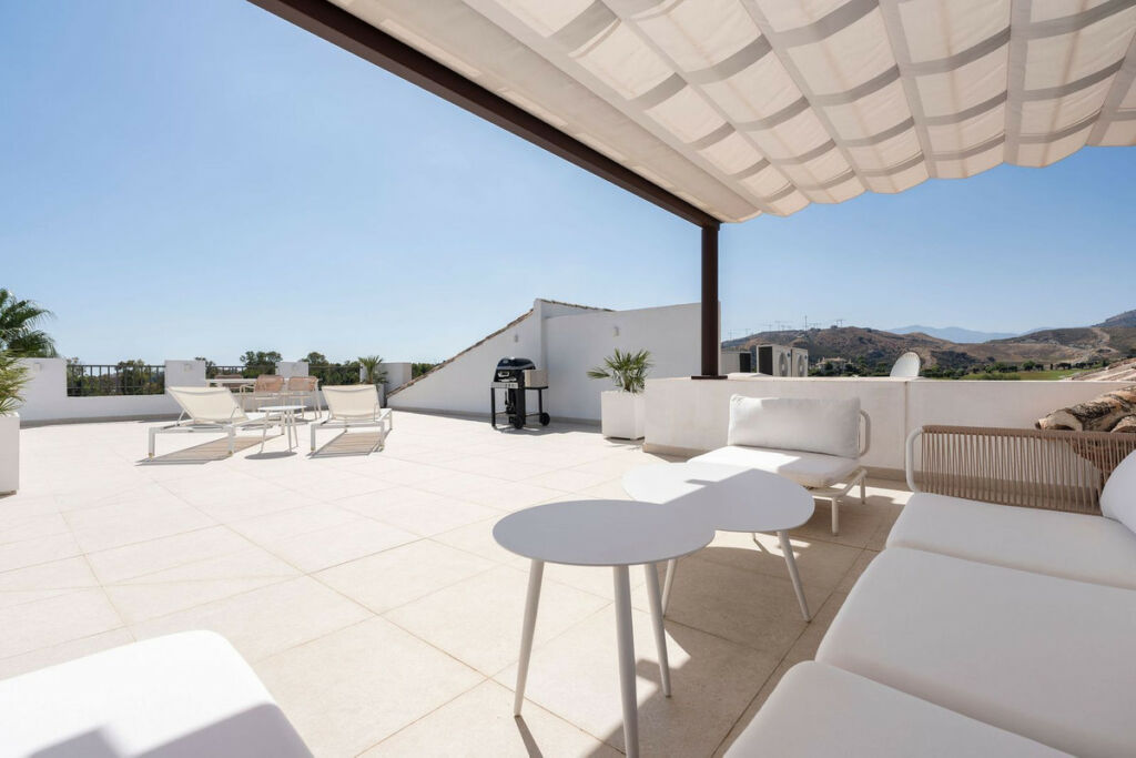 Penthouse Los Arqueros Málaga - image 16