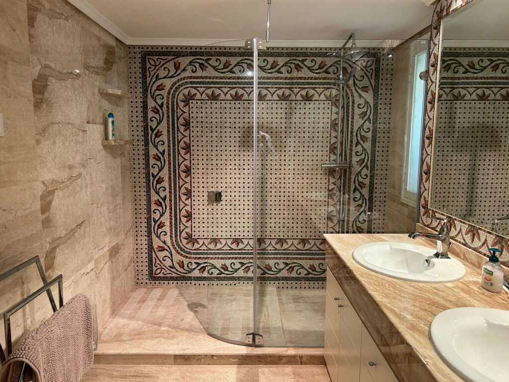 Ground Floor Apartment Elviria Málaga - image 16
