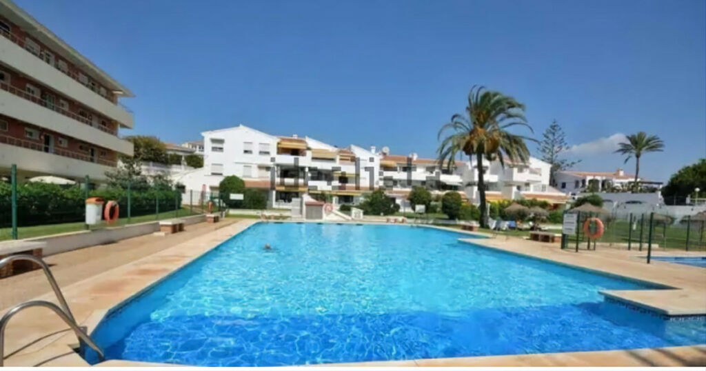 Ground Floor Apartment El Faro Málaga - image 16