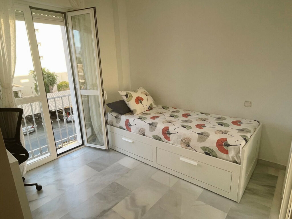 Townhouse Atalaya Málaga - image 16