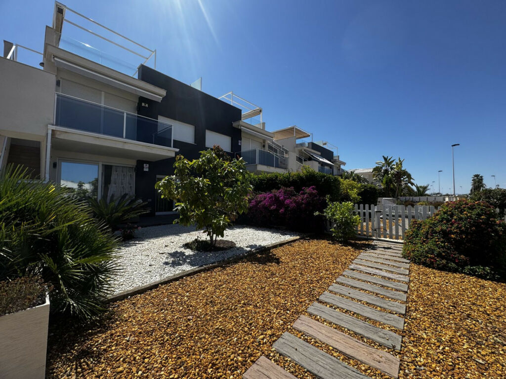 Ground Floor Apartment Torrevieja Alicante - image 16