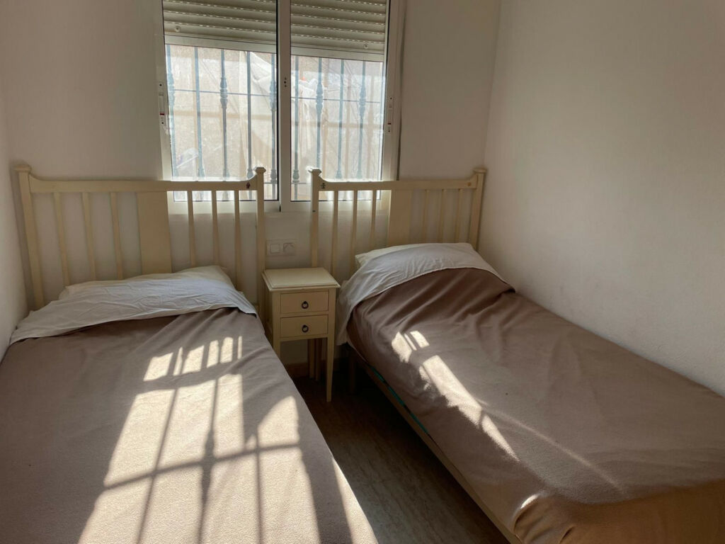 Townhouse Daya Nueva Alicante - image 16
