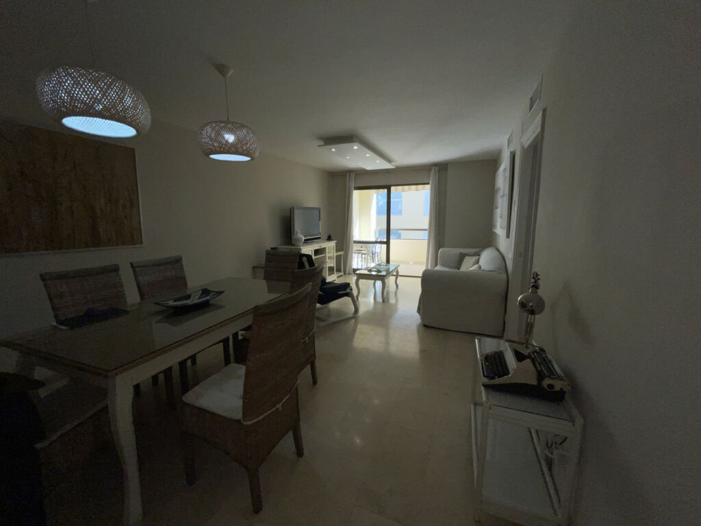 Middle Floor Apartment Estepona Málaga - image 16