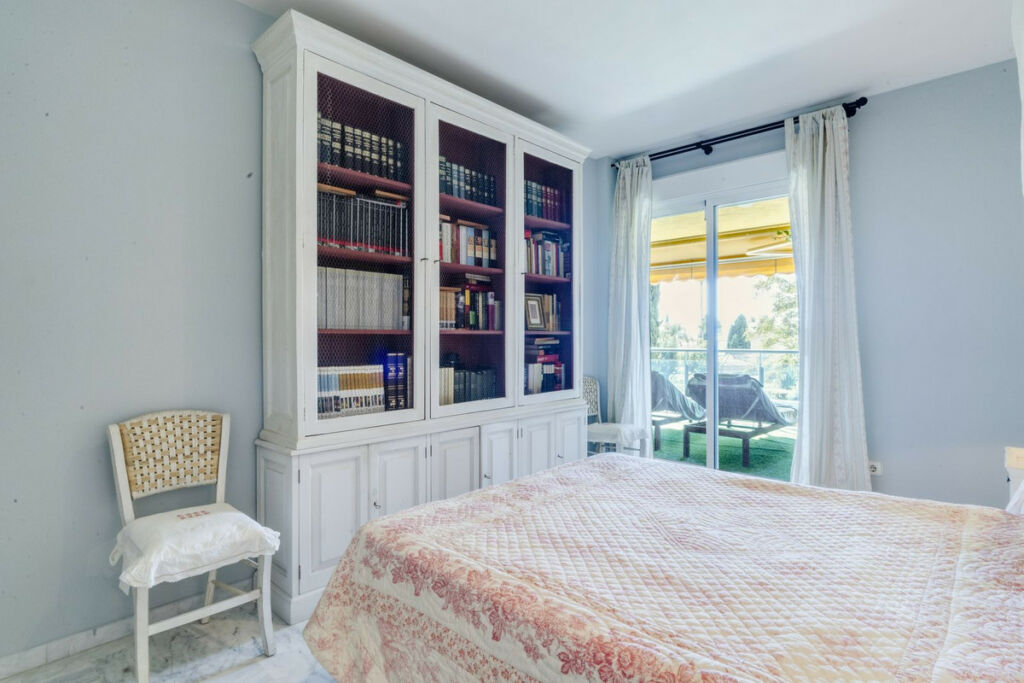 Middle Floor Apartment Bahía de Marbella Málaga - image 16