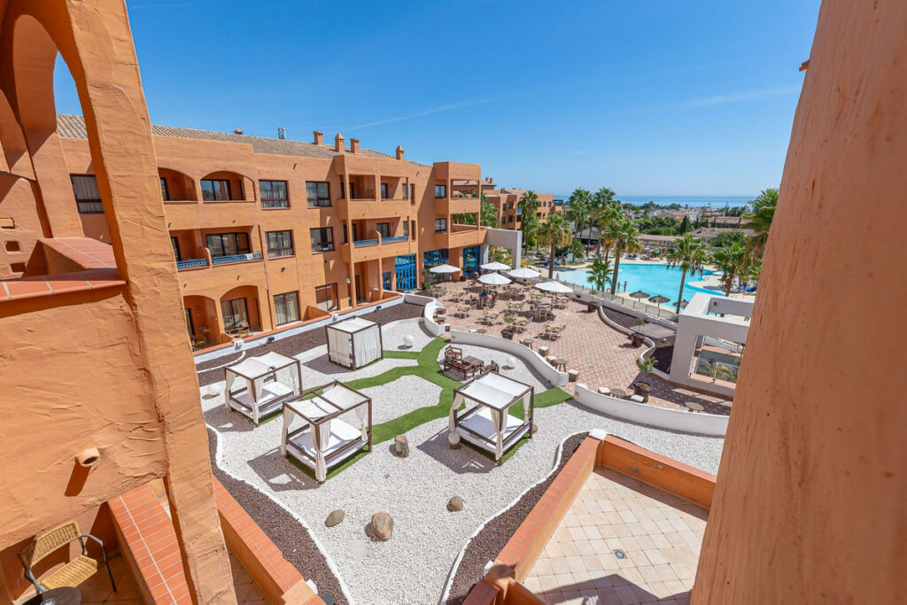 Top Floor Apartment Benahavís Málaga - image 16