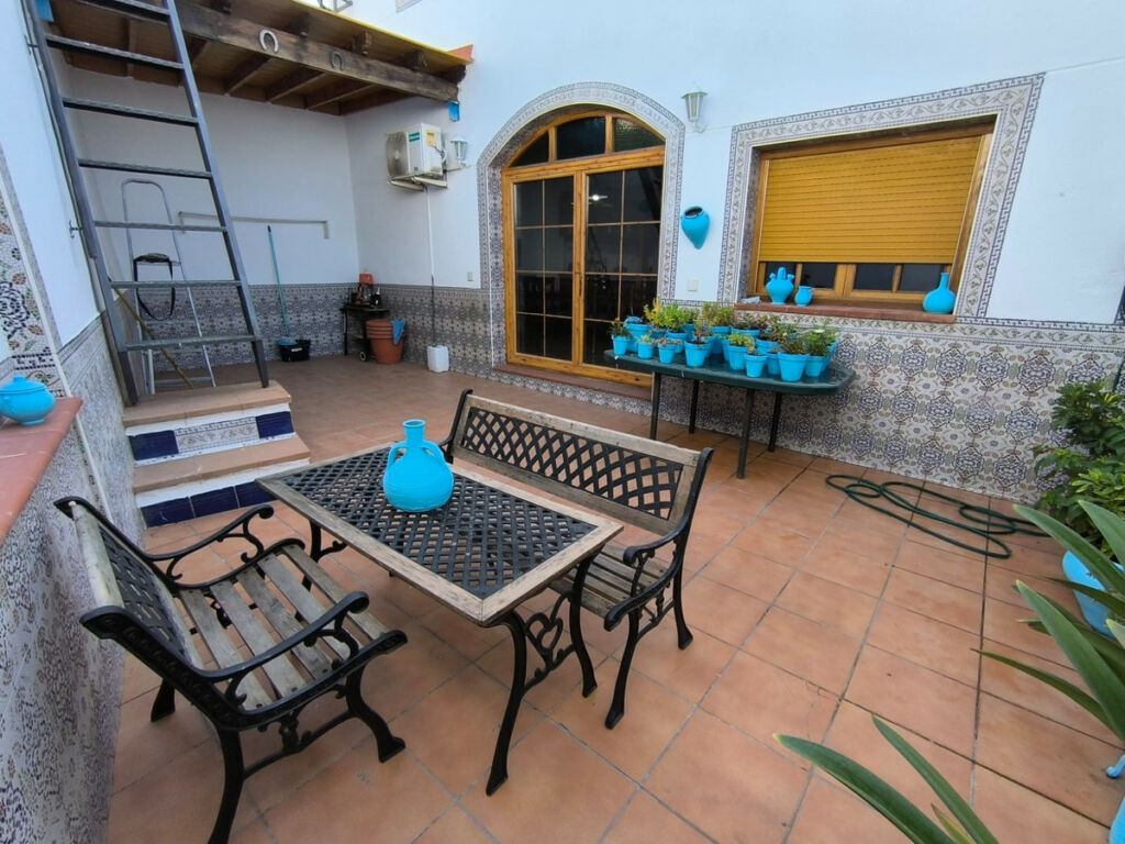 Townhouse Sax Alicante - image 16