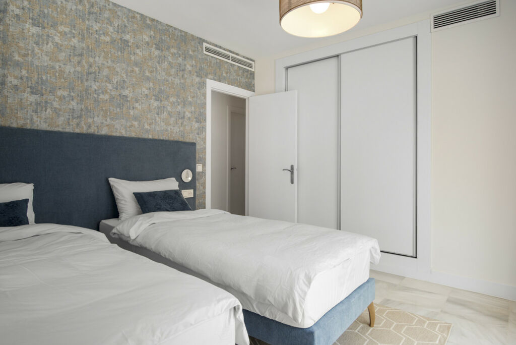 Middle Floor Apartment Marbella Málaga - image 16