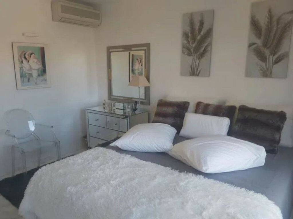 Middle Floor Apartment Marbella Málaga - image 16