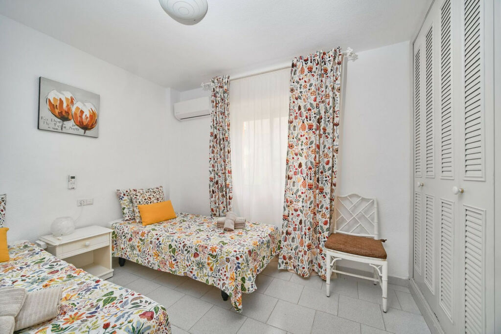 Middle Floor Apartment Riviera del Sol Málaga - image 16