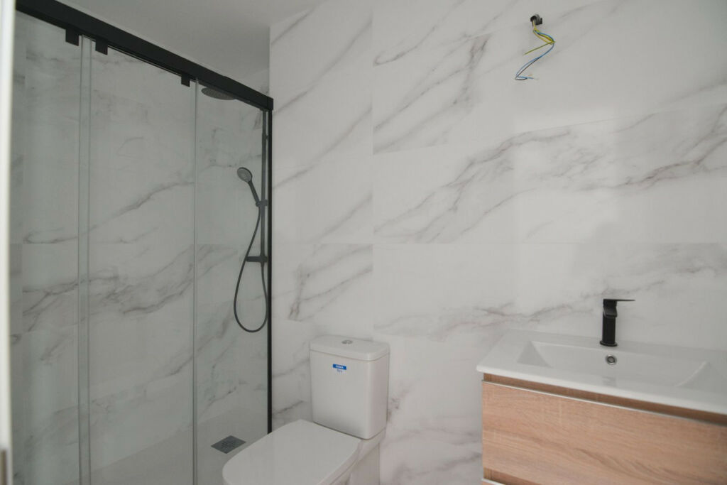 Middle Floor Apartment Fuengirola Málaga - image 16