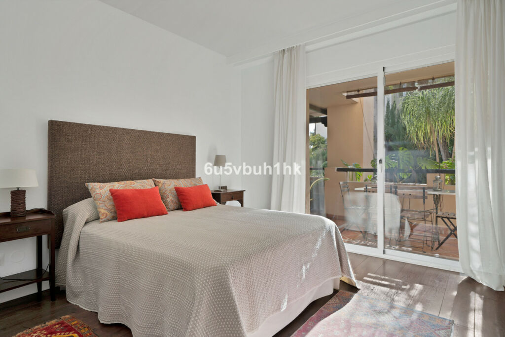 Ground Floor Apartment Nagüeles Málaga - image 18