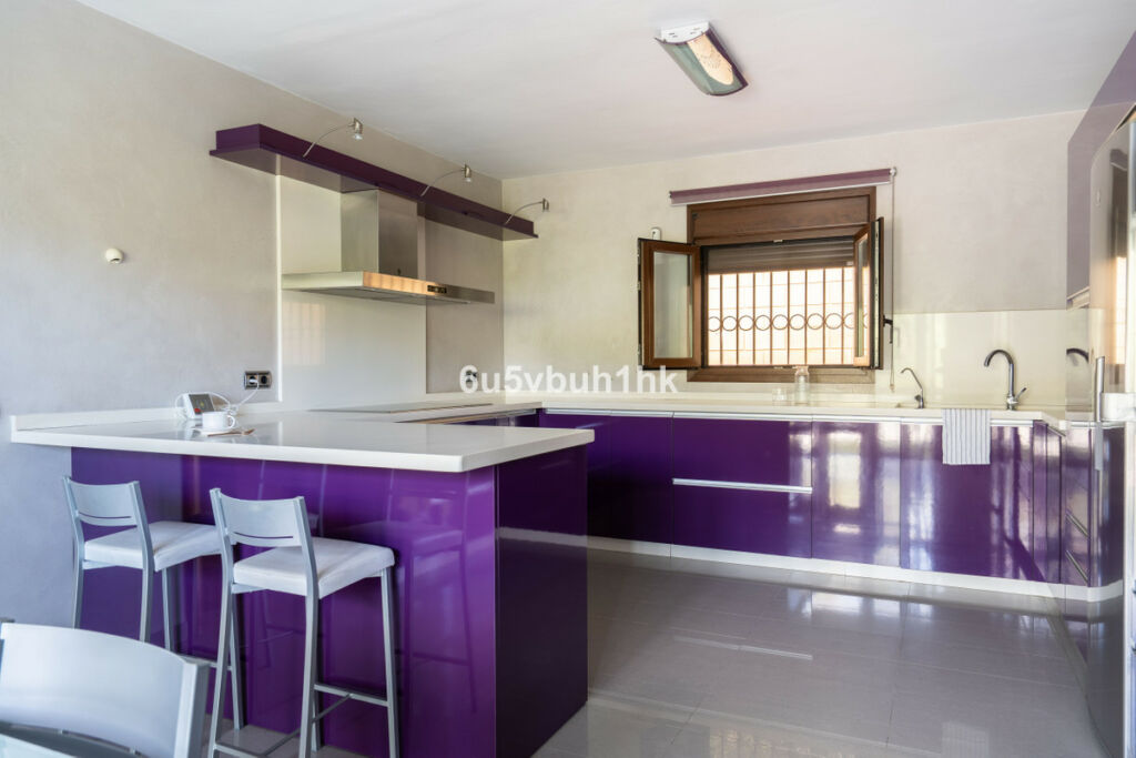 Detached Villa Benalmadena Málaga - image 16