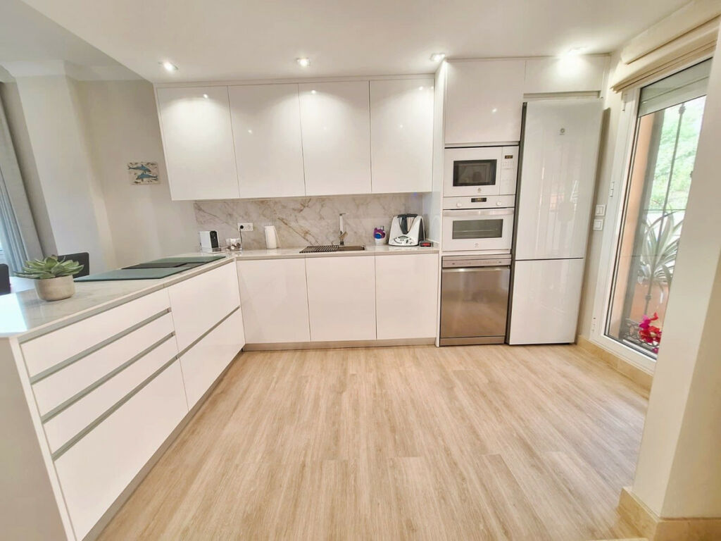 Duplex Elviria Málaga - image 16