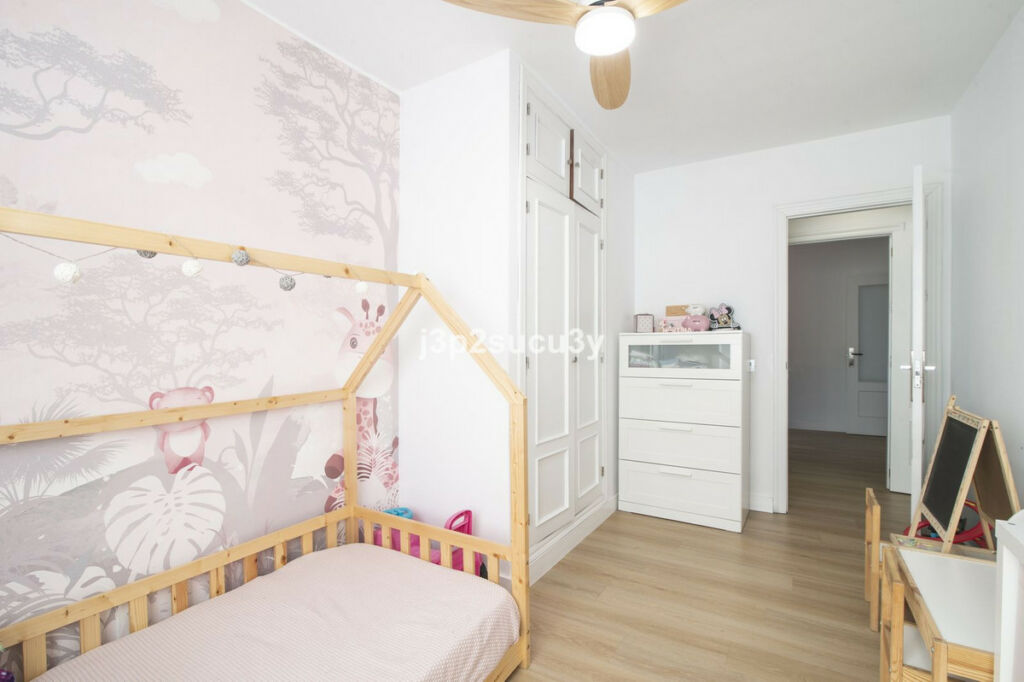 Middle Floor Apartment San Pedro de Alcántara Málaga - image 16