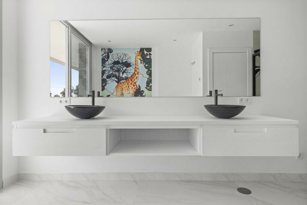 Detached Villa San Pedro de Alcántara Málaga - image 16