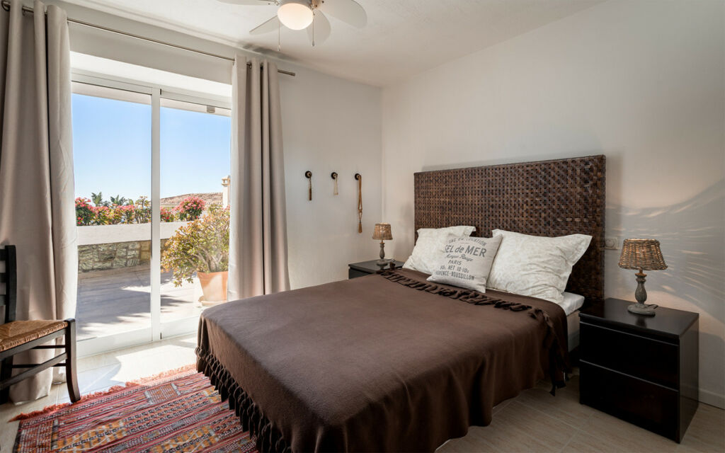 Detached Villa Nueva Andalucía Málaga - image 16