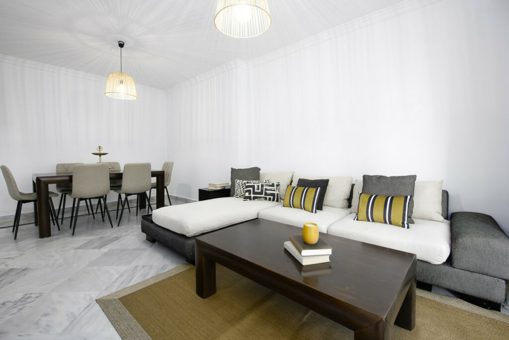 Middle Floor Apartment Nueva Andalucía Málaga - image 16