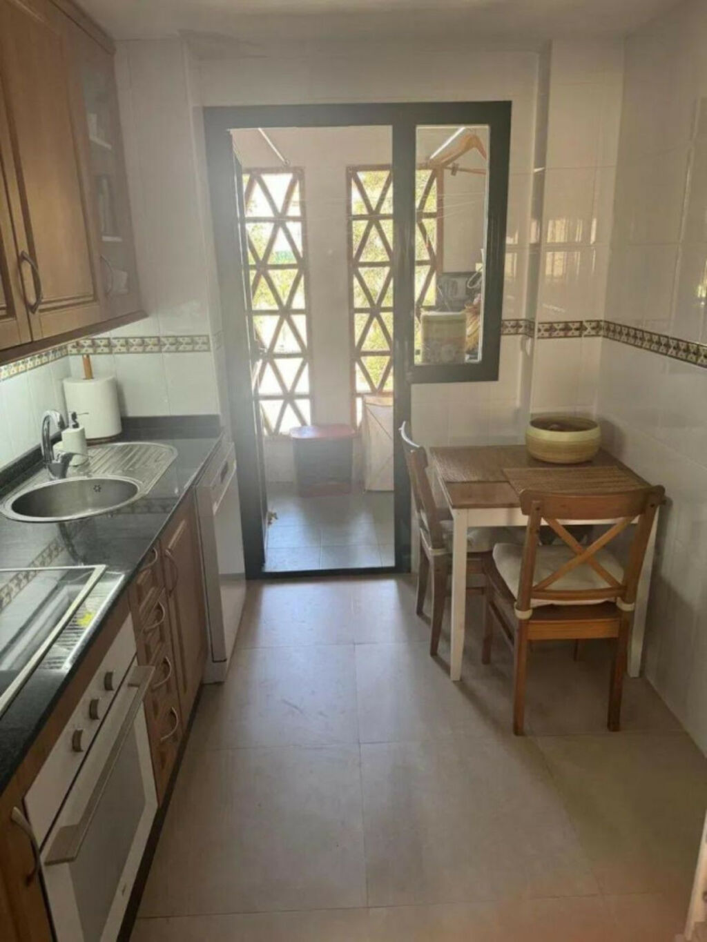 Middle Floor Apartment Selwo Málaga - image 16
