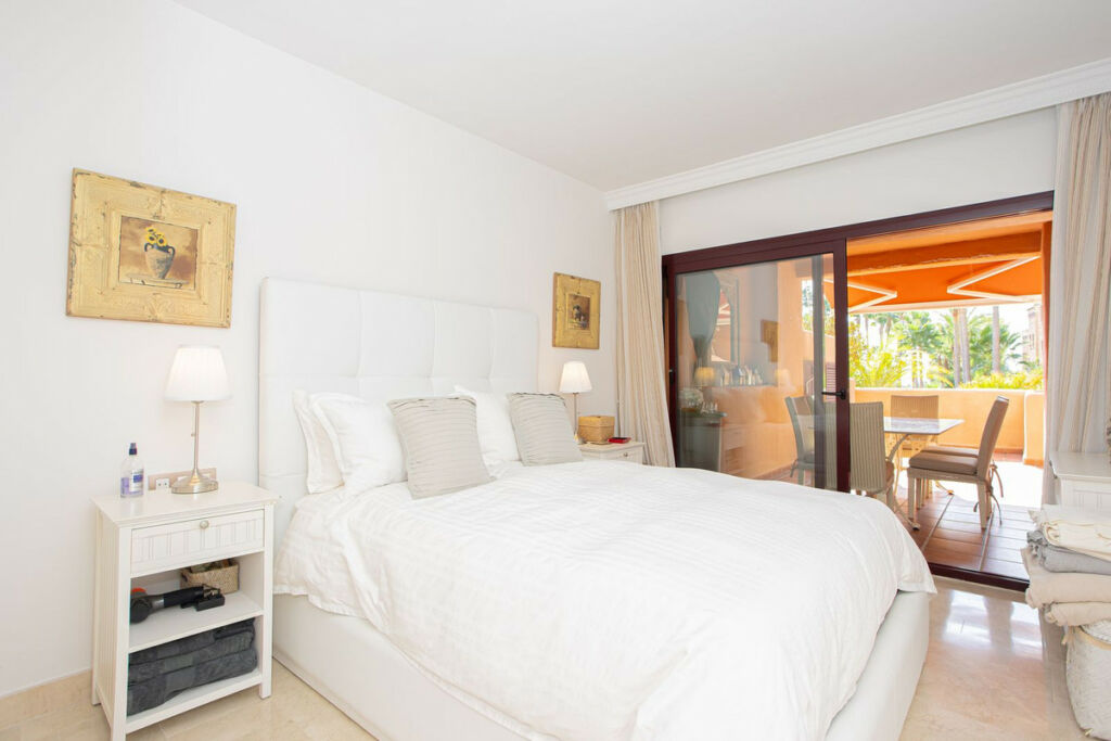 Ground Floor Apartment Los Flamingos Málaga - image 16