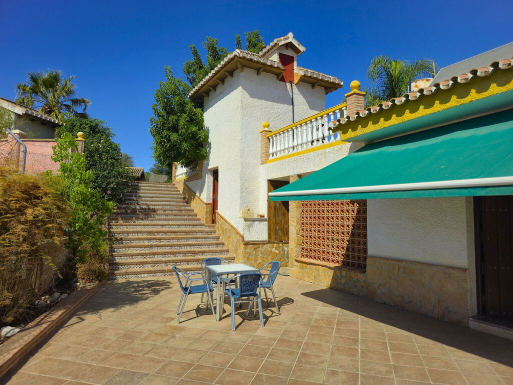 Detached Villa Almayate Málaga - image 16
