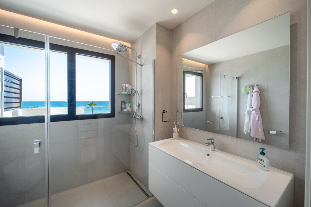 Townhouse Estepona Málaga - image 16
