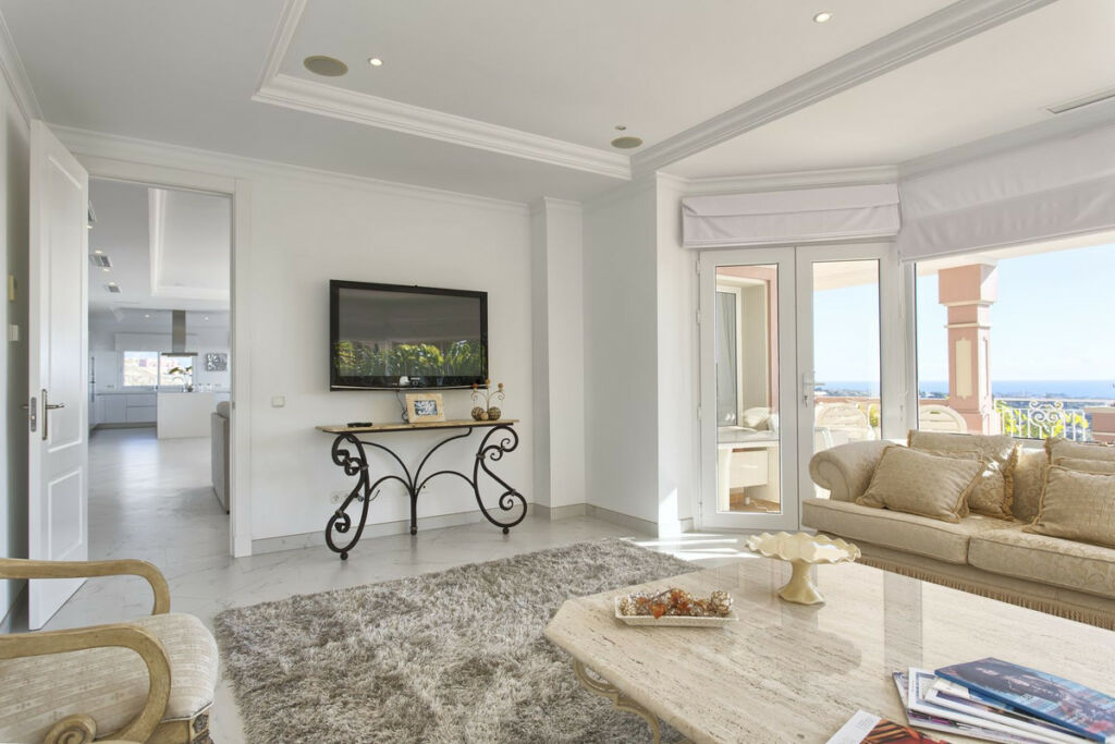 Detached Villa Los Flamingos Málaga - image 16